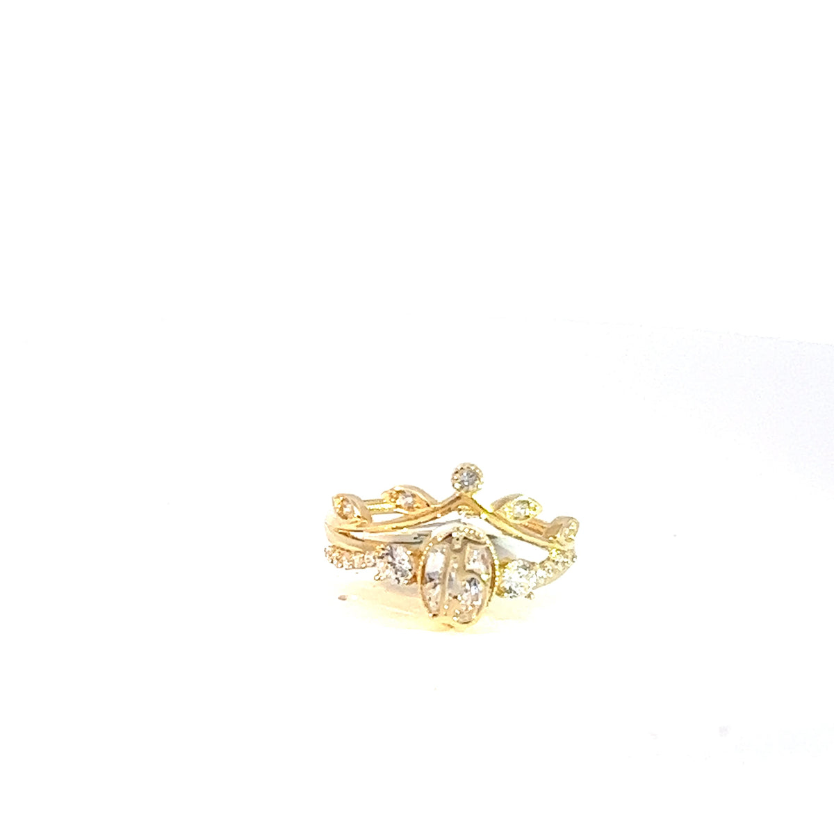 14 kt Crown Ring.