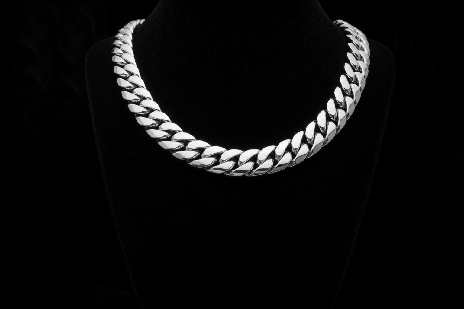 White Gold Cuban Link Chain — Short length, wide width